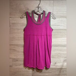 3/$30 Lolë racerback loose fit workout / yoga tank size L with built in bra